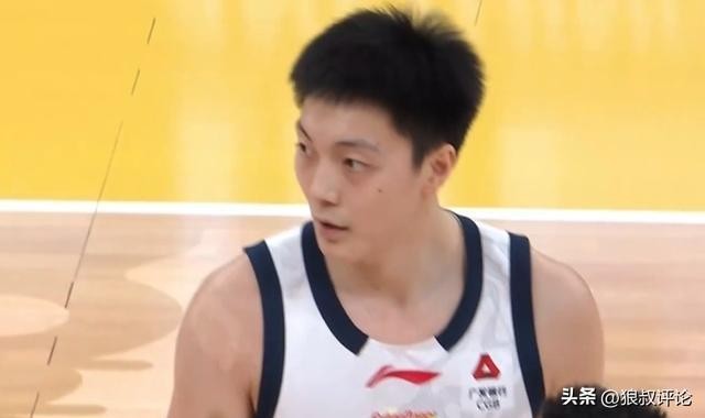 PG电子-三连冠后最低迷一季！胡明轩近6战5场得分5分内 三分命中率仅31.9%
